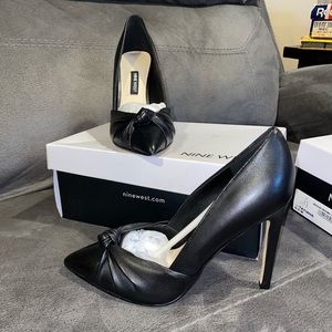 Nine West Black Pump